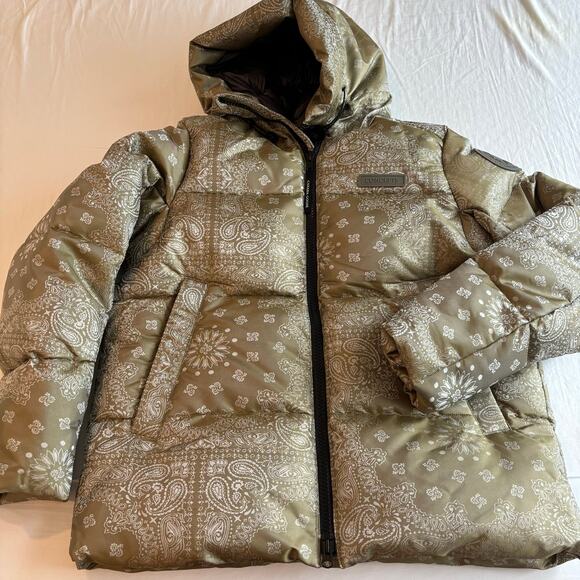 NWT Concepts x Canada Goose Crofton Puffer Desert Green Iridescent Bandana Print - Picture 1 of 13
